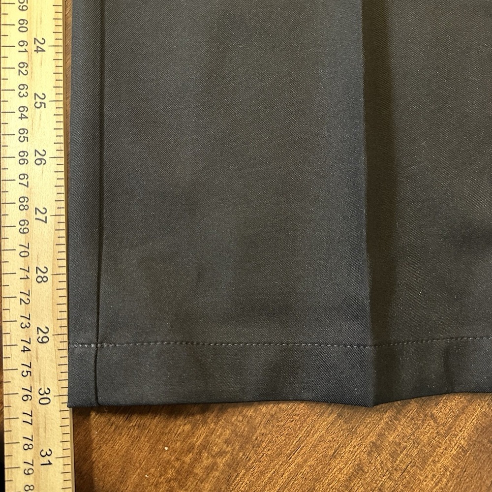 Bundle 2 Men's Haggar Cool 18 Pro Classic Fit Chino Pants 44x30 Khaki Black Golf - Picture 12 of 15